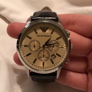 Men’s leather watch